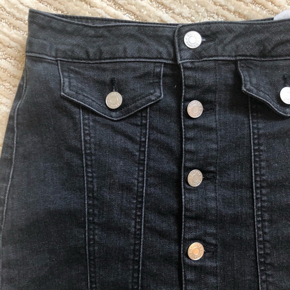 black denim skirt - Picture 2 of 3